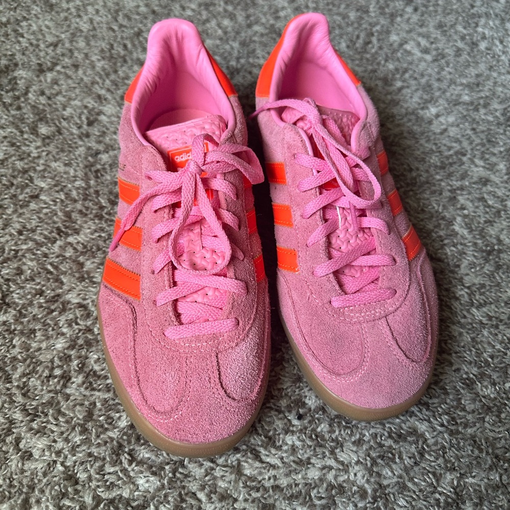 Adidas pink suede GAZELLE